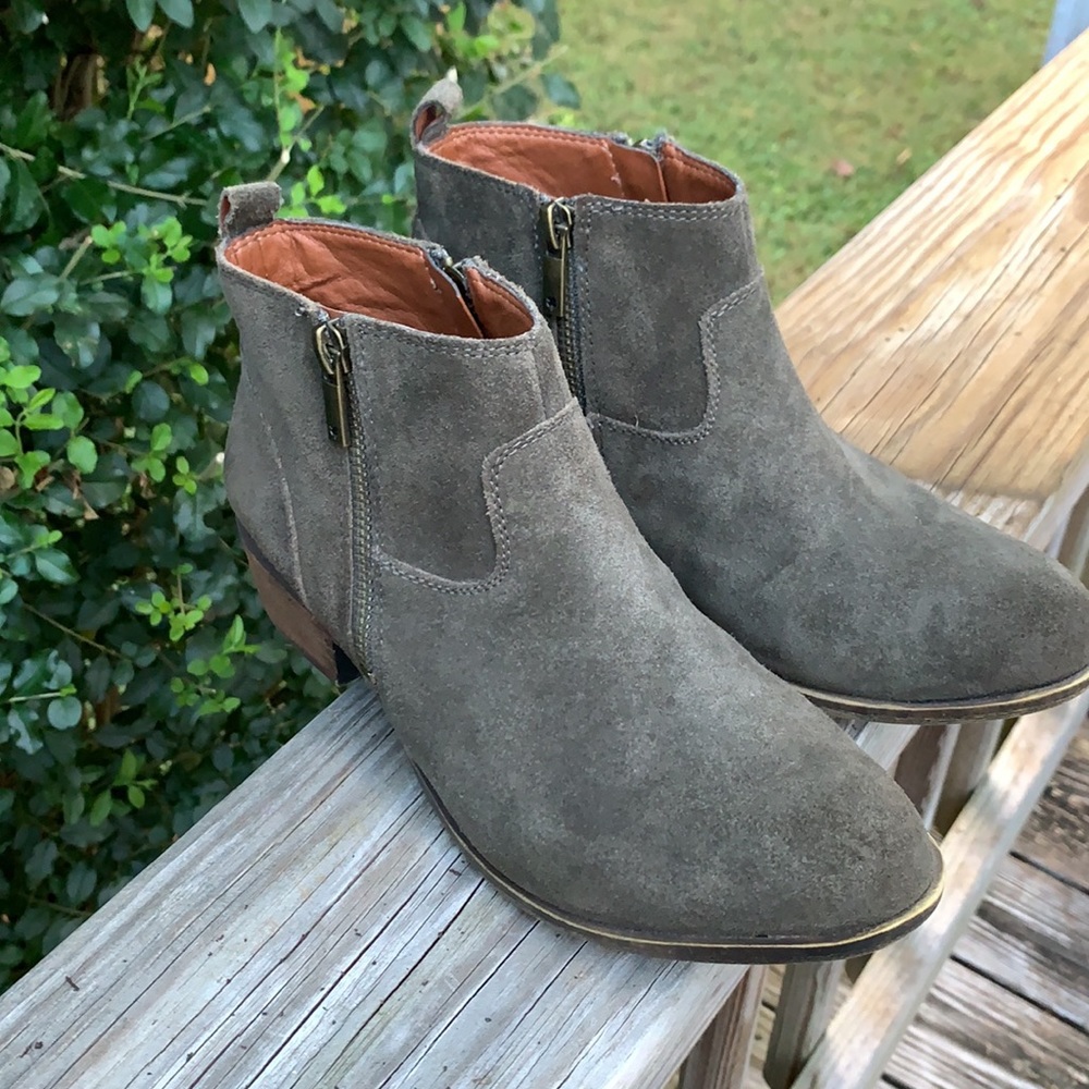 Lucky Brand Moss Green Booties Double Zippers Size 6.5 GUC